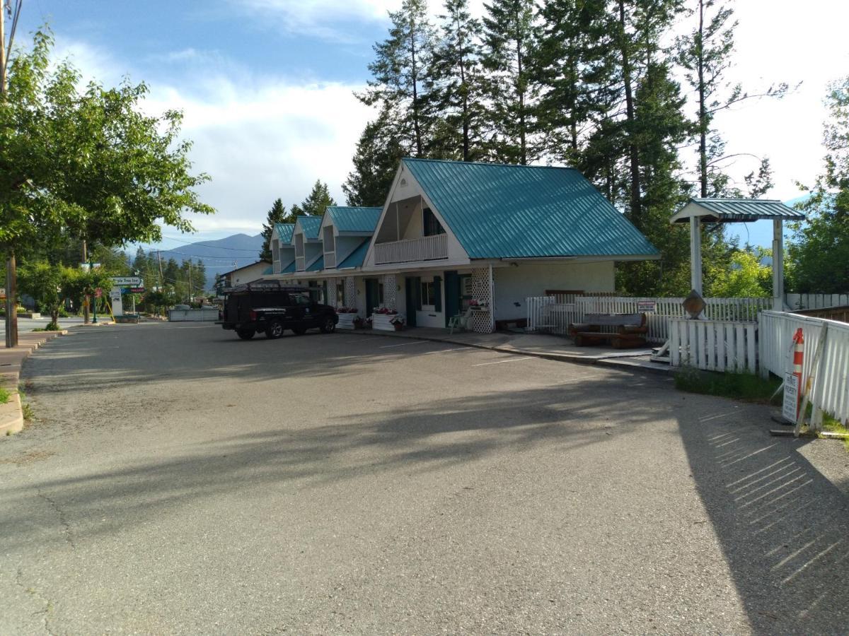 Appletree Inn Radium Hot Springs Zewnętrze zdjęcie